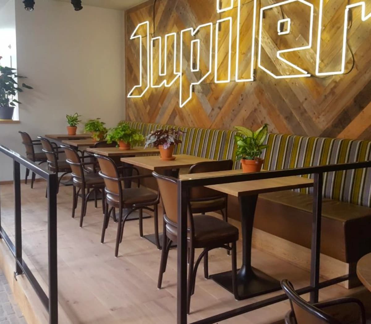 Horeca inrichting van staal in Amersfoort