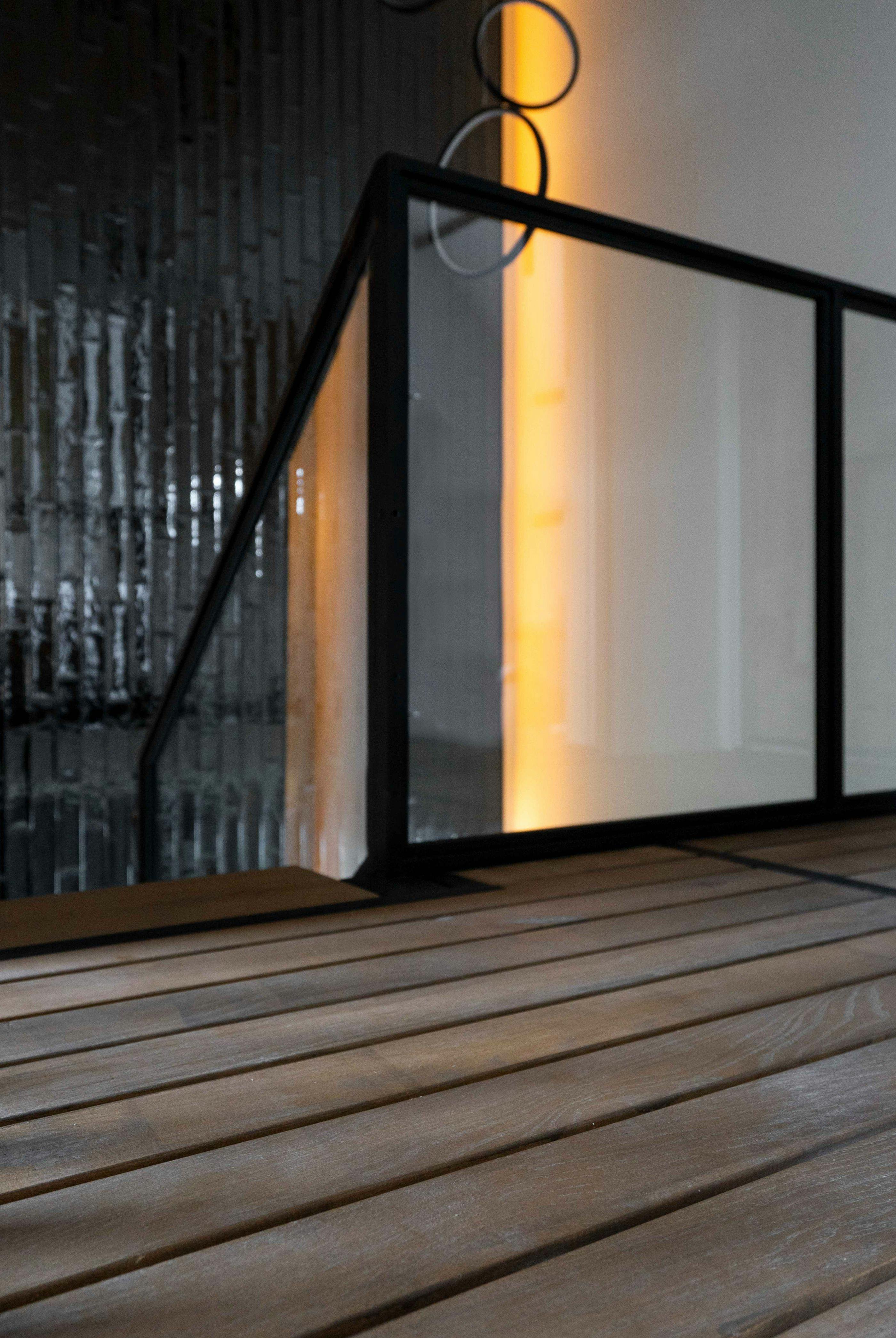 Stalen balustrade met glas