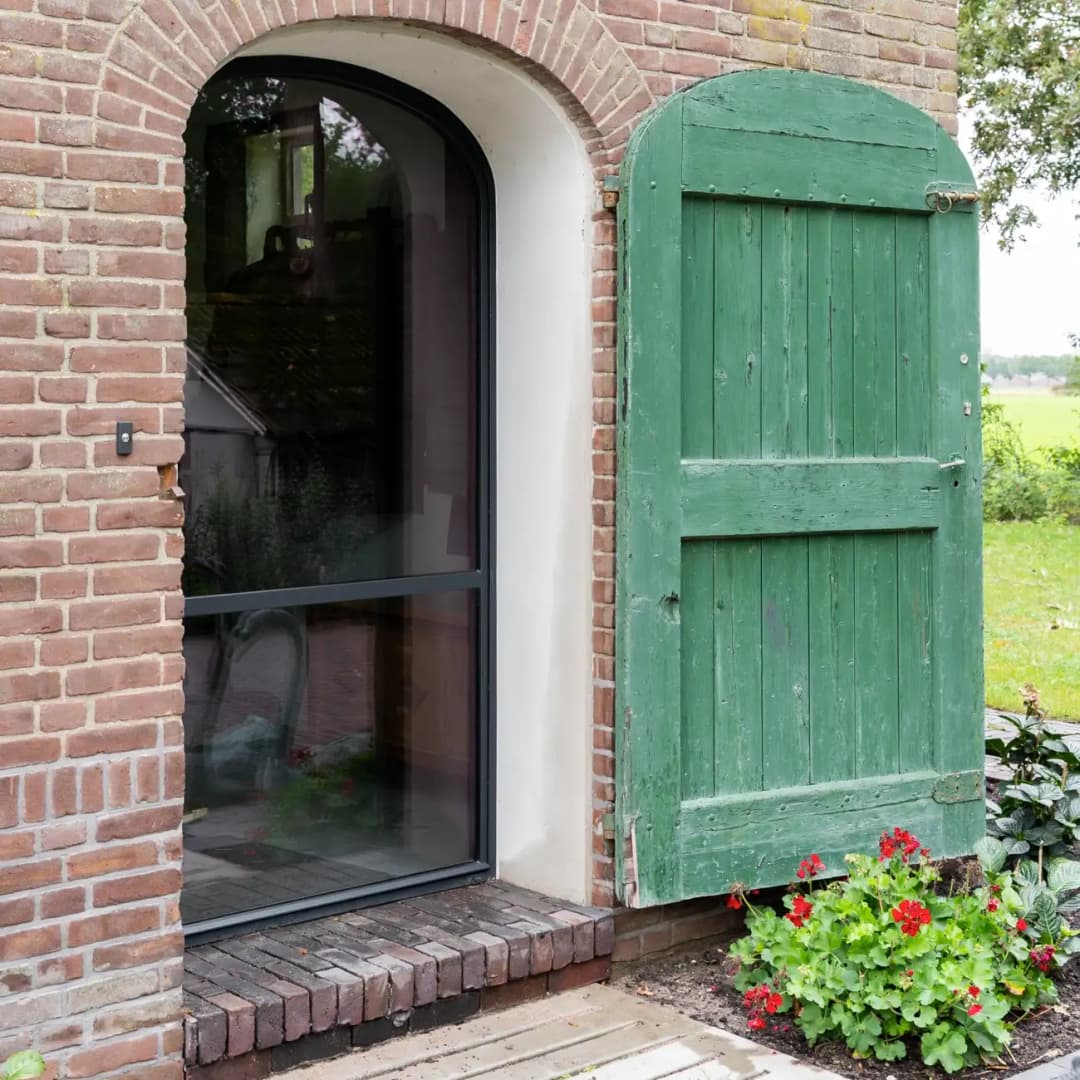 Geïsoleerde stalen pui