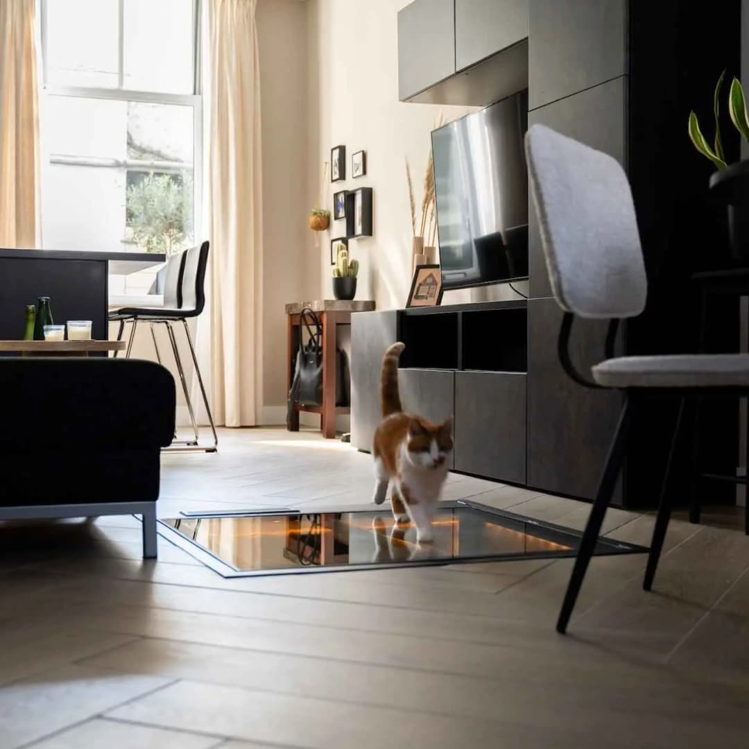 Stalen vloerluik met automatische bediening