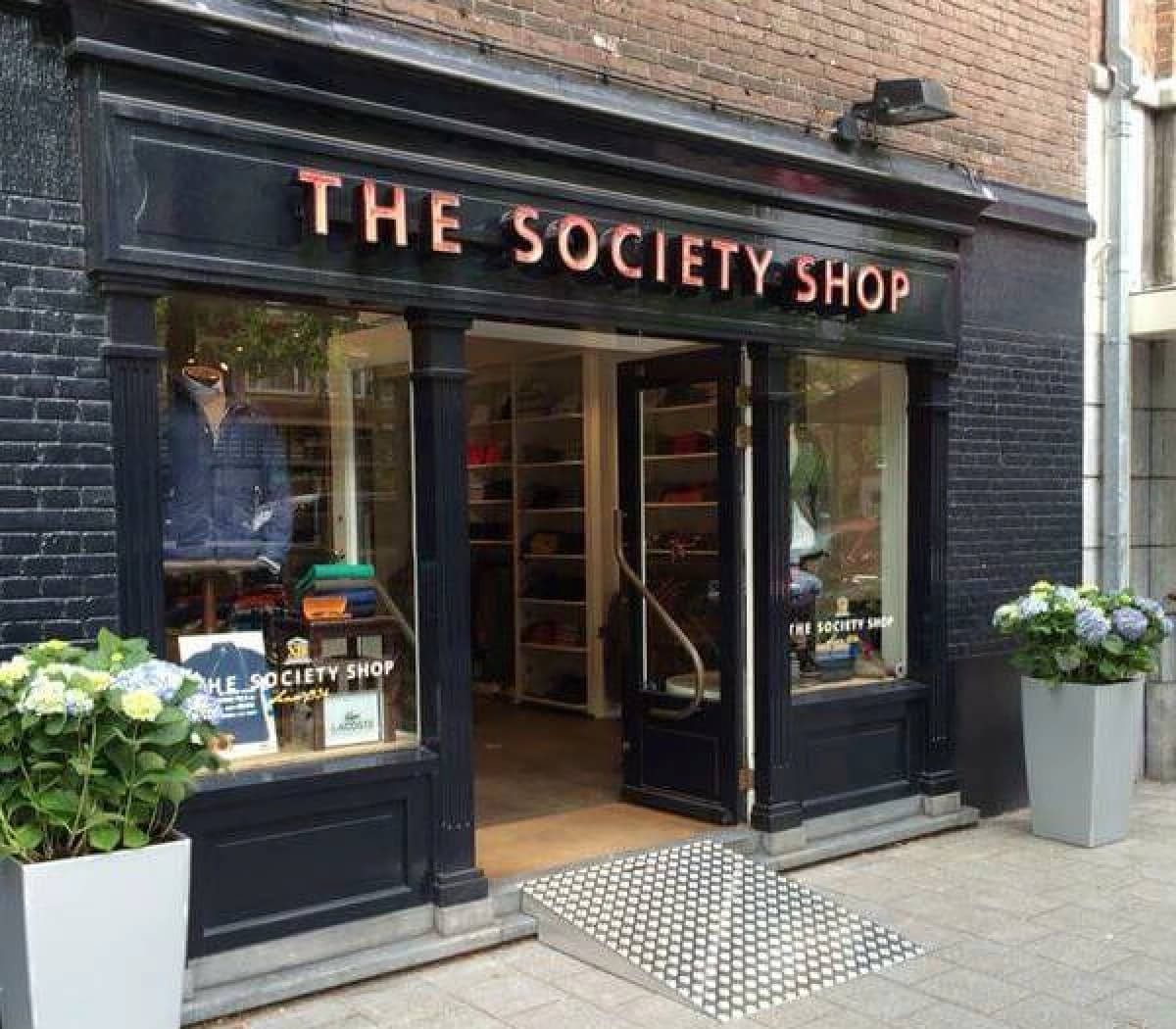 Winkel & Horeca inrichten met staal